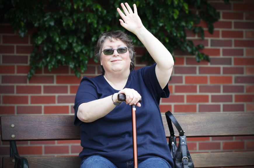 waving woman